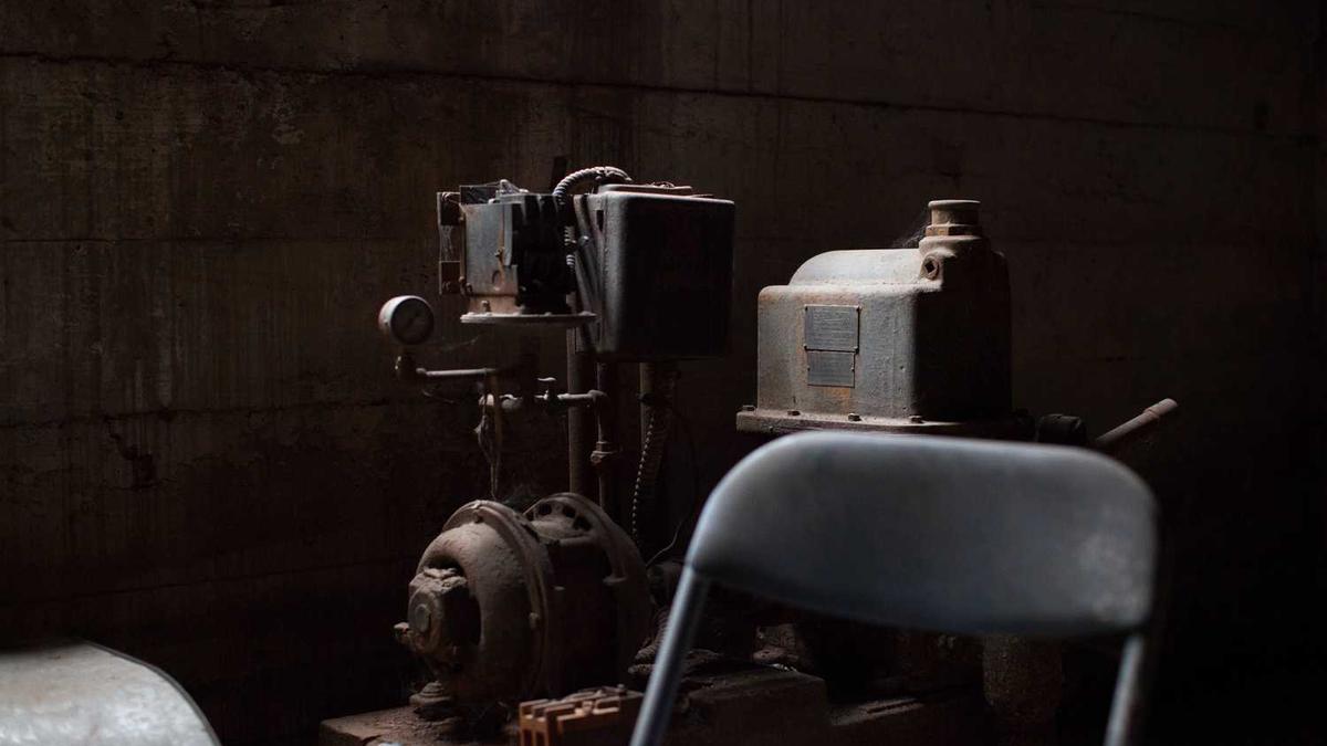 如何举报老师补课?